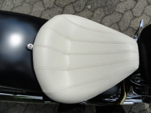 Custom Einzelsitz 2 - Design-Steppn�hte Yamaha XVS 650 / 1100