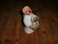 Preview: ROT CERAMIC Engel / Engel mit Geschenken / Handarbeit / ca. 11 cm