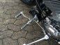 Preview: MB vorverl. Fußrasten - 12 cm / Ness Style gefräst / schwarz-matt / YAMAHA XVS 650 Cus + Clas / ABE