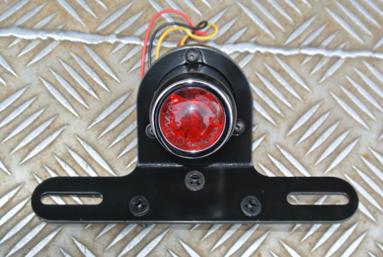 OLDSTYLE - LED- Rücklicht / inkl. Bremslicht / "ARTUS" / mit Kzh / E-gepr.