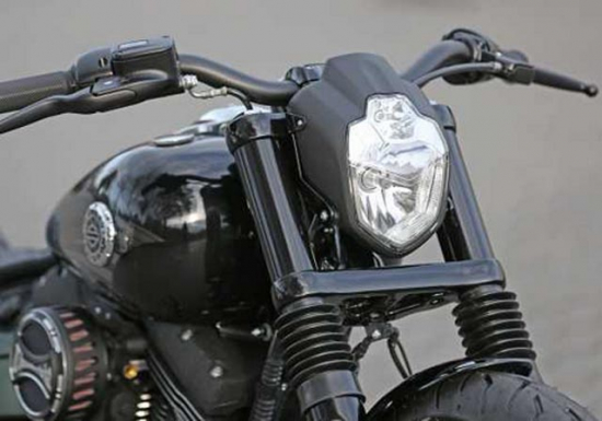 Urban - Scheinwerfer - ohne Halter / Harley Davidson + universal / MT 03-​Optik / E-​Zeichen