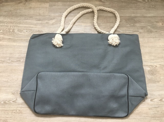 RB Tasche groß / grau / ca 54 b x 37 h cm / Stern-Design / Reißverschluss