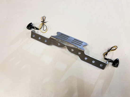 BR - Universal - Blinkerhalter - vorne / stabiles Stahlblech - roh / inkl. Mini - LED - Blinker !