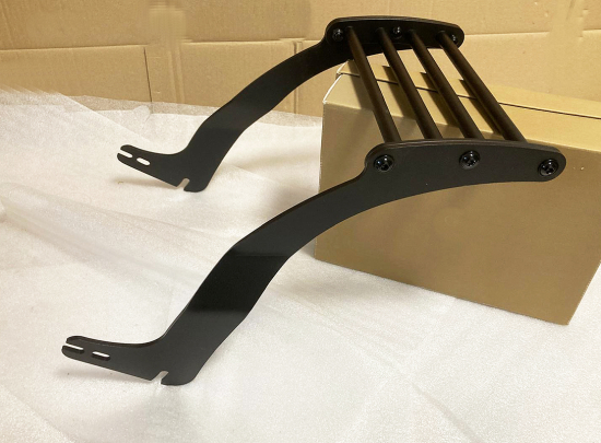 BR - Custom - Gepäckträger / Harley Softail / Custom - Bikes / ab 2018 / 16" - 18" Heckfender - 200er  / Steel schwarz