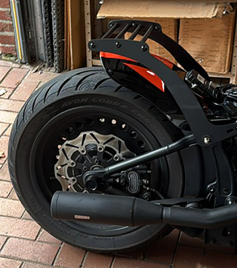 BR - Custom - Gepäckträger / Harley Softail + Fat Boy / Custom - Bikes / 08 - 17 ( ausser Rocker & Breakout ) 16" / 18" Rad / 200 - 240er