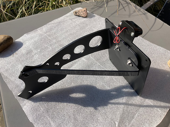 SALE: seitl. BR - Kennzeichenhalter - BULL 5 mm - Kompl.-Set - schwarz / Yamaha XVS 1100 DragStar / TÜV
