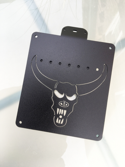 BR - KZH - Platte "SKULL"  ALU / schwarz beschichtet / 18 x 20cm / DE