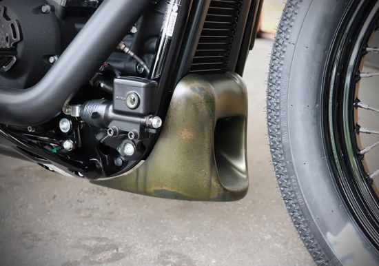 CW - Bugspoiler BOBBER - schwarz lackierfähig / Harley Softail - Street Bob + Standard  ab 2018