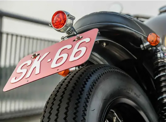 Preview: LED Vintage - Rücklicht - Bullet Style 2 / Schwarz / mit Halter / E-Zeichen