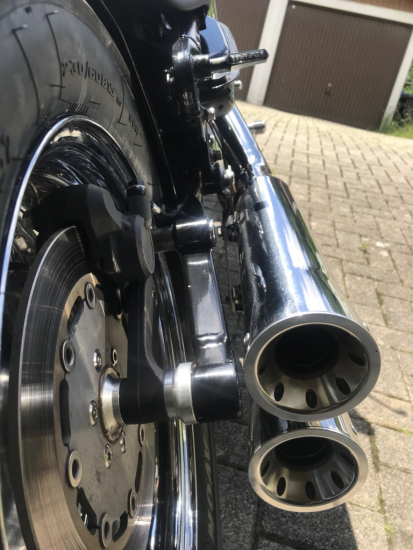 Sale: Falcon Double Groove / Komplettanlg. / ohne Kat / silber pol. / Suzuki VL 1500 / bis 2006 / EG-BE