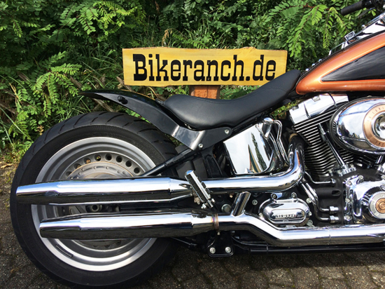 BR - HECKFENDER Stiletto Smooth / NoCutOut / Stahlblech 215 mm / HD-Schwinge / Softail 08-17 / Tüv