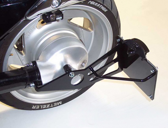 seitl. MB - Kennzeichenhalter Kompl.-Set - schwarz - glanz / Suzuki M1800 / VL1500 /M 1500 /  VL 800 C / M / TÜV