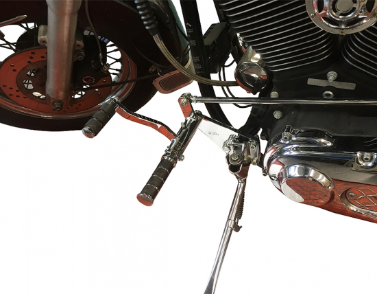 MB Fußrastenanlage / 12 cm / schwarz glanz / Sundance Look / gefräste Hebel  / HD SOFTAIL - FX - MOD / TÜV