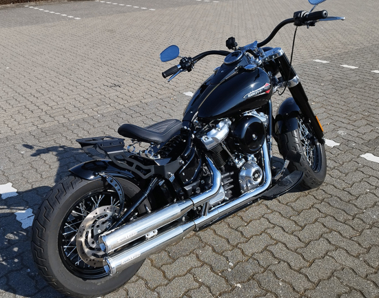 Custom - Gepäckträger V2 - Bobber / Harley Softail - (ausser Rocker, Breakout) 08 - 17 / mit Bobber - Fender / 200/18" / black