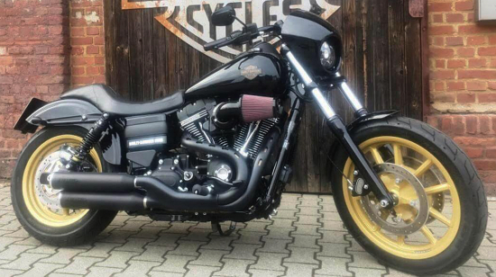 MILLER - DAKOTA - 2-2 / schwarz / Harley DYNA LOW RIDER S / 110 cui / SlipOn / EG-BE