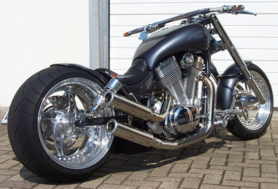 SALE: MILLER - DANDY - silber - 2-2 / Suzuki VS 1400 Intruder / Komplettanl. / EG-BE