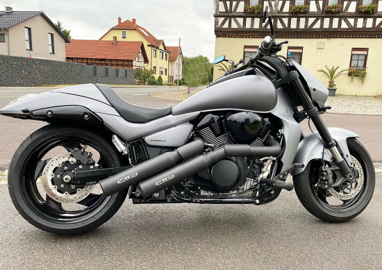 MILLER "El Grande" Komplettanlage / ohne KAT / black - black / Suzuki M 1800 R + R2 + RT / EG-BE