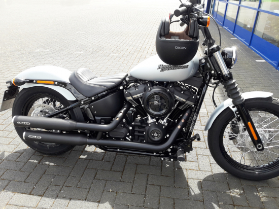 MILLER 2-2 - Independence - schwarz - EURO4 / HD Street Bob / SlipOn Auspuff 107 CUI / EG-BE