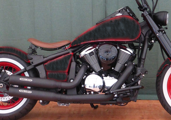 MILLER - 2-2 MUSTANG - Komplett - Anlage / schwarz / Kawasaki VN 900 / KAT / EG-BE