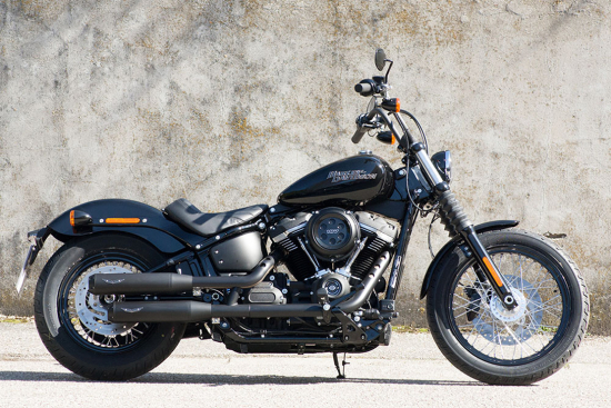 Black Sale: PENZL - V2-Speed Auspuffset elek. verstellb. / black cera. / HD Softail 114 cui / ab 2021 / EG-BE