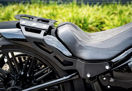 Custom Gepäckträger V2 / Harley-Davidson Softail - 2000 - 2007  - mit flachem Steel Fender 240 / 260 /18"