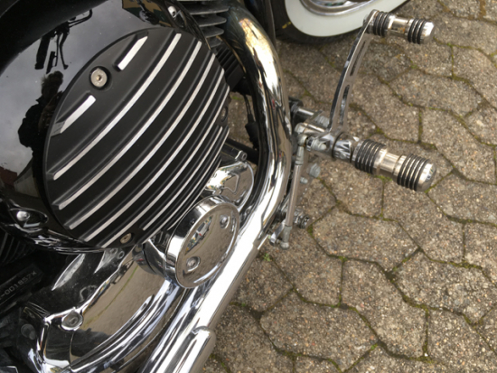 SALE: FALCON - vorverlg. Fußrasten-Anlage / 7 cm / Yamaha XVS 1100 Custom + Classic / Tüv