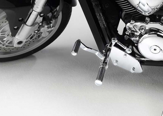 MB vorverl. Fußrasten / 12 cm / Ness Style gefräst / kurz / chrom / SUZUKI C 1500 T / M 1500 R Intruder / ABE