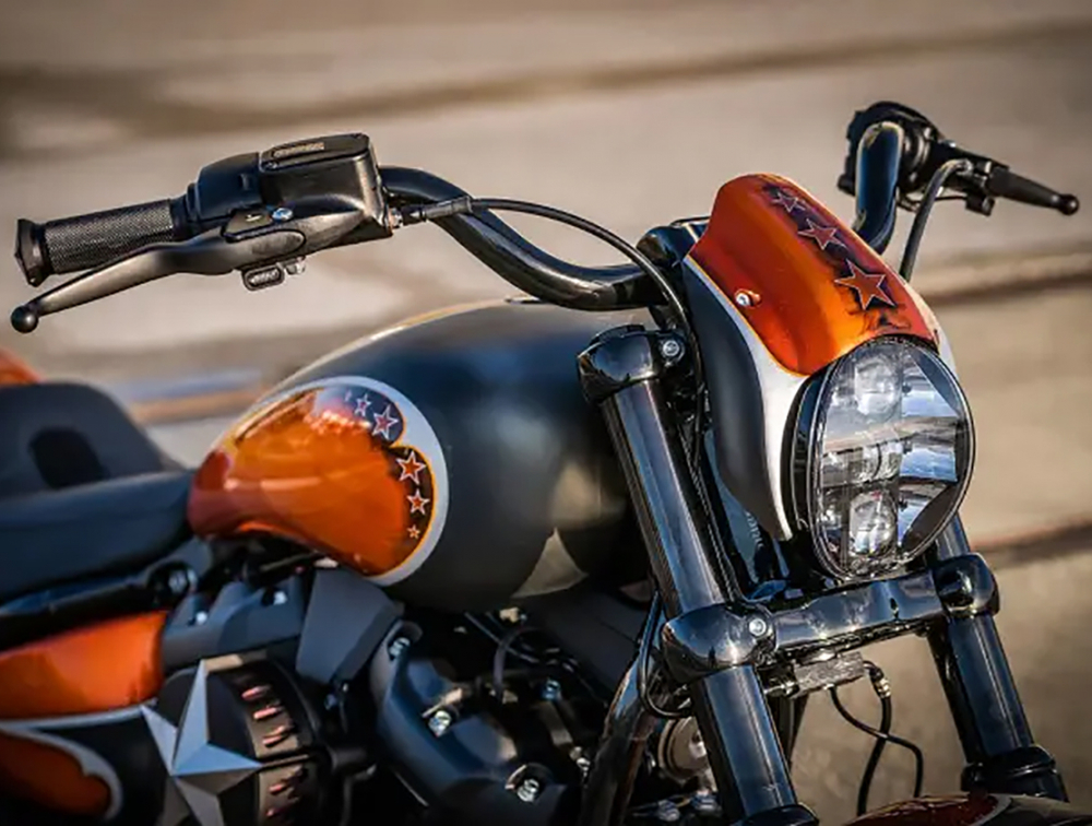 TB - Headlamp Cap / Street Bob FXBB/S & Standard FXST / 18 - 24 / Aluminium roh