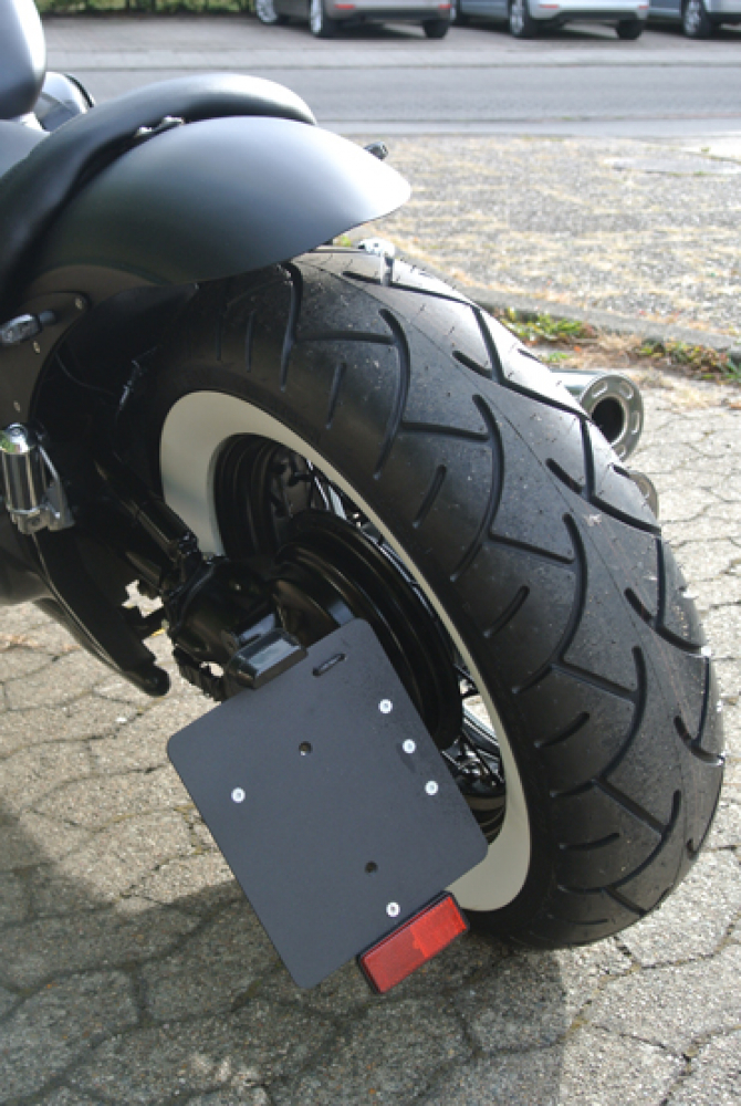 seitl. BR-Kennzeichenhalter. Kompl.- Set / black / SUZUKI VL / C / M 800 / Tüv