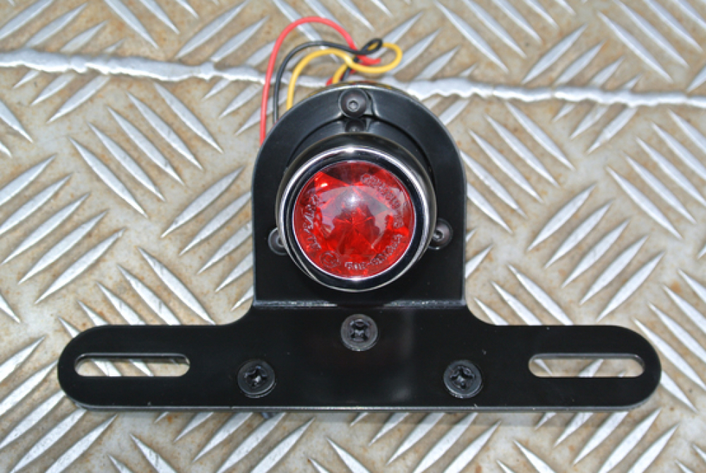 OLDSTYLE - LED- Rücklicht / inkl. Bremslicht / "ARTUS" / mit Kzh / E-gepr.