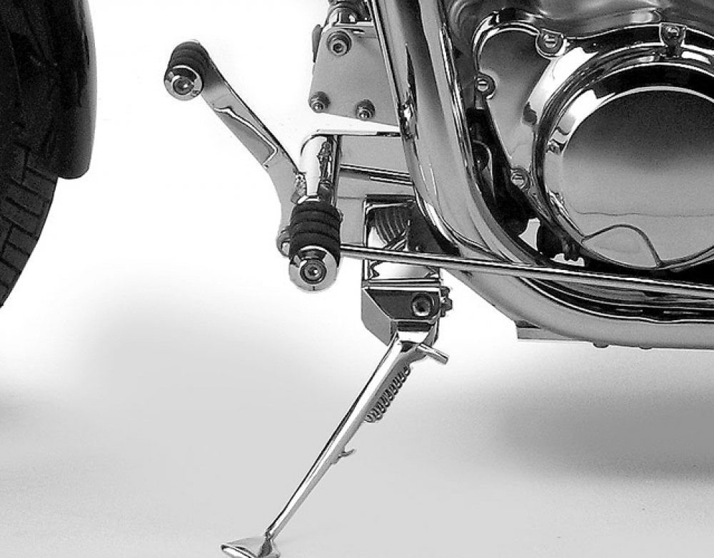 MB vorverl. Fußrasten / 10 cm / Ness Style gefräst / schwarz glanz / SUZUKI VL 1500 Intruder / ABE