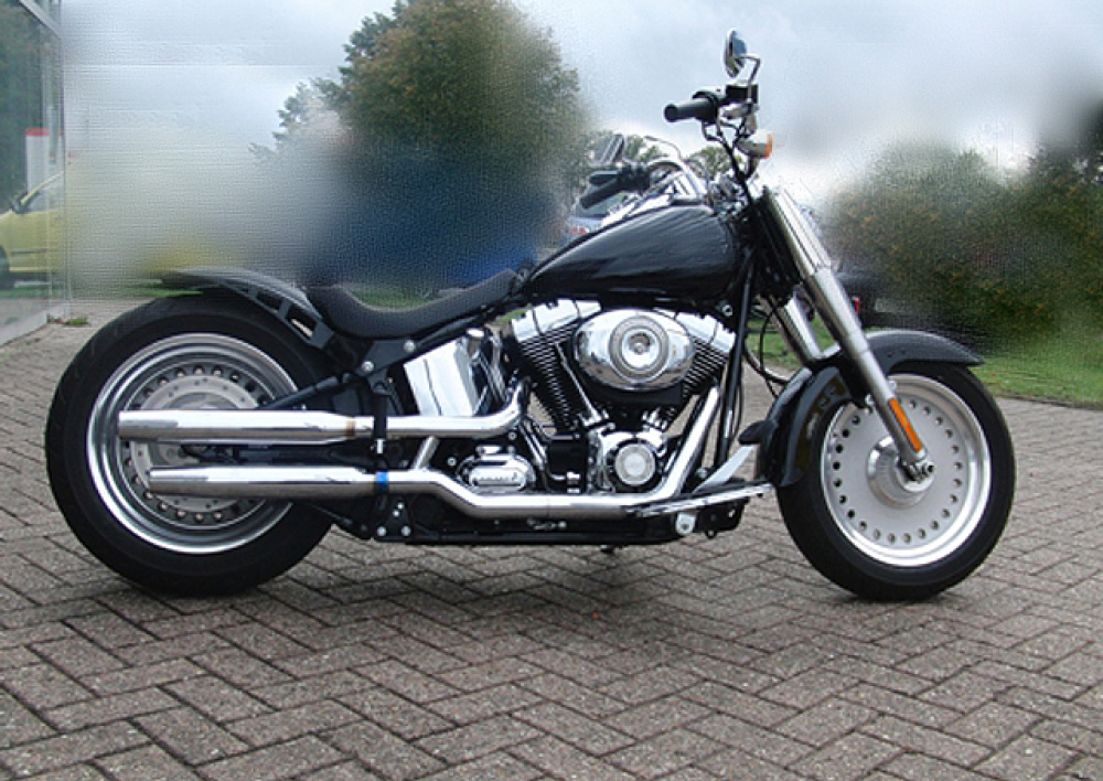 BR HECKFENDER Stiletto Smooth mit E-Box / Stahlblech 215mm / 10mm / HD-Schwinge / Softail 00 - 05 / Tüv