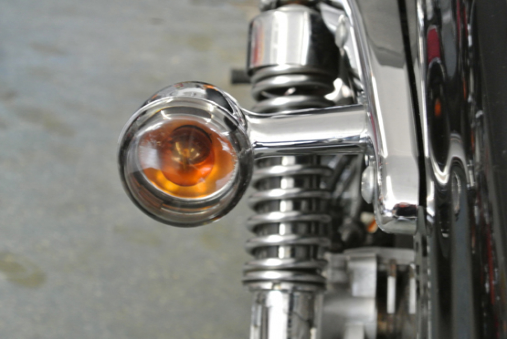 Harley - BLINKERGLÄSER SMOKE + BIRNEN GELB / 1 Satz = 4 Stck / Harley FXST - FXD - XL // ECE