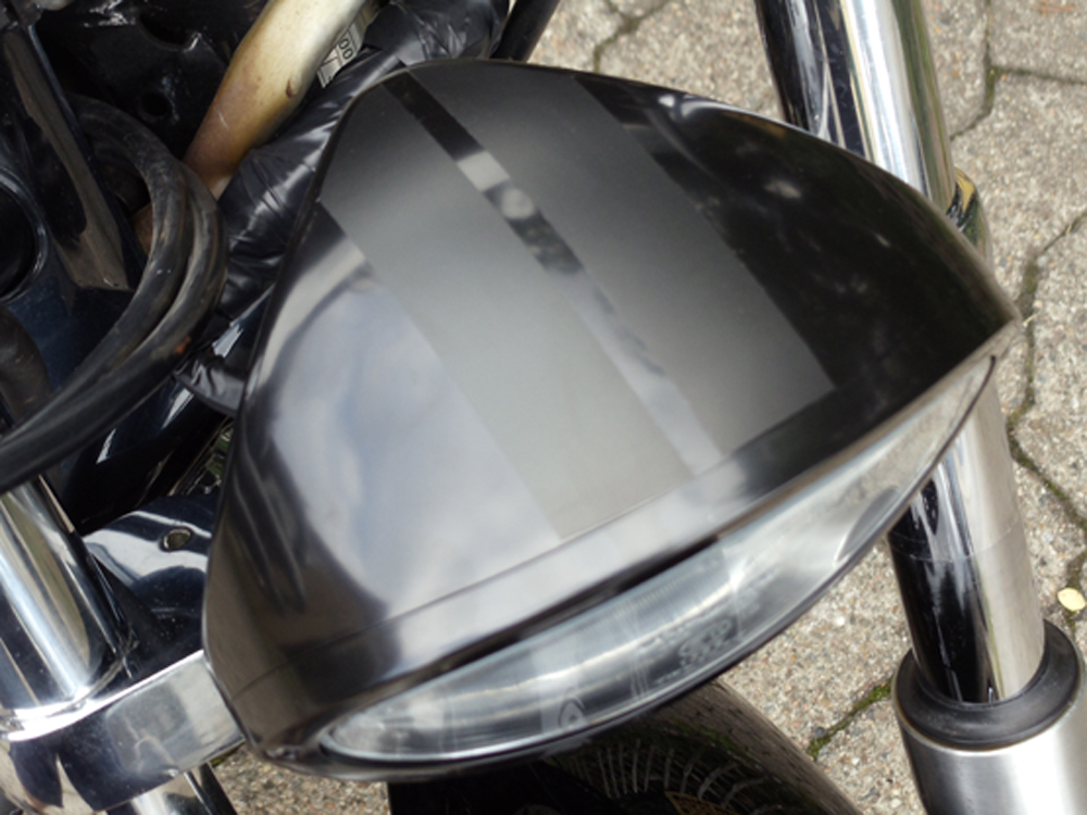 IOWA SCHEINWERFER / Schwarz / klares Glas / Befestig. unten / E-gepr.