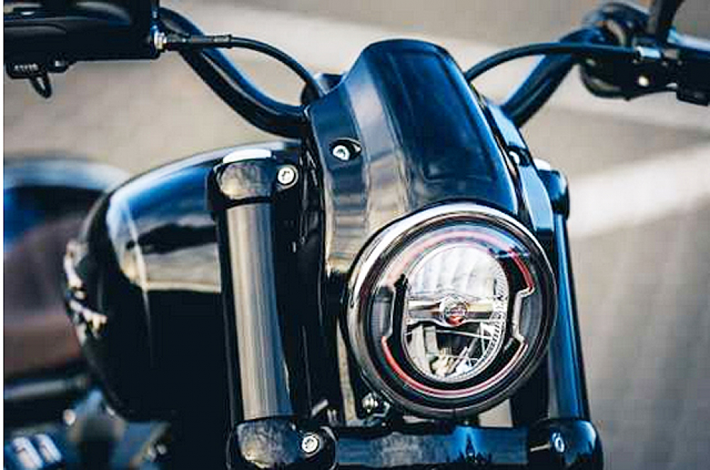 TB - Headlamp Cap / schwarz / Harley Breakout / FXBR/S ab 2018