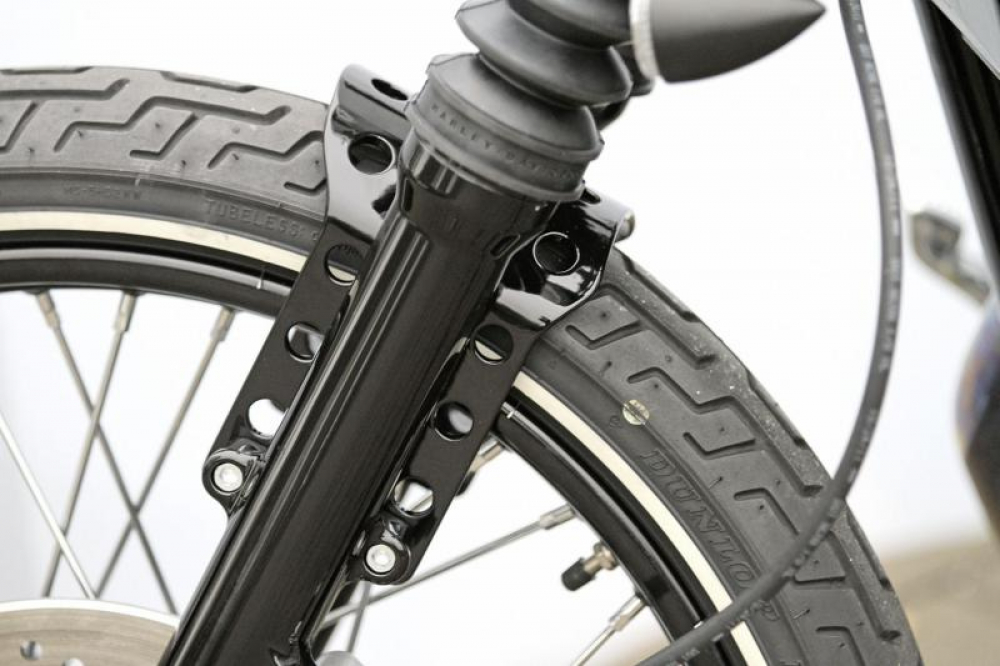 TB - Fork brace / breit / chrom / Harley - Davidson - Wide Glide Gabeln / mit 19" bis 21" Vorderrad