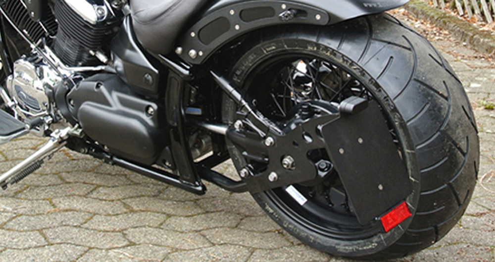 seitl. BR - Kennzeichenhalter BULL - Kawasaki VN 1500 / 1600 Mean Streak + Suzuki VZ 1600 / Kompl.-Set / schwarz / TÜV