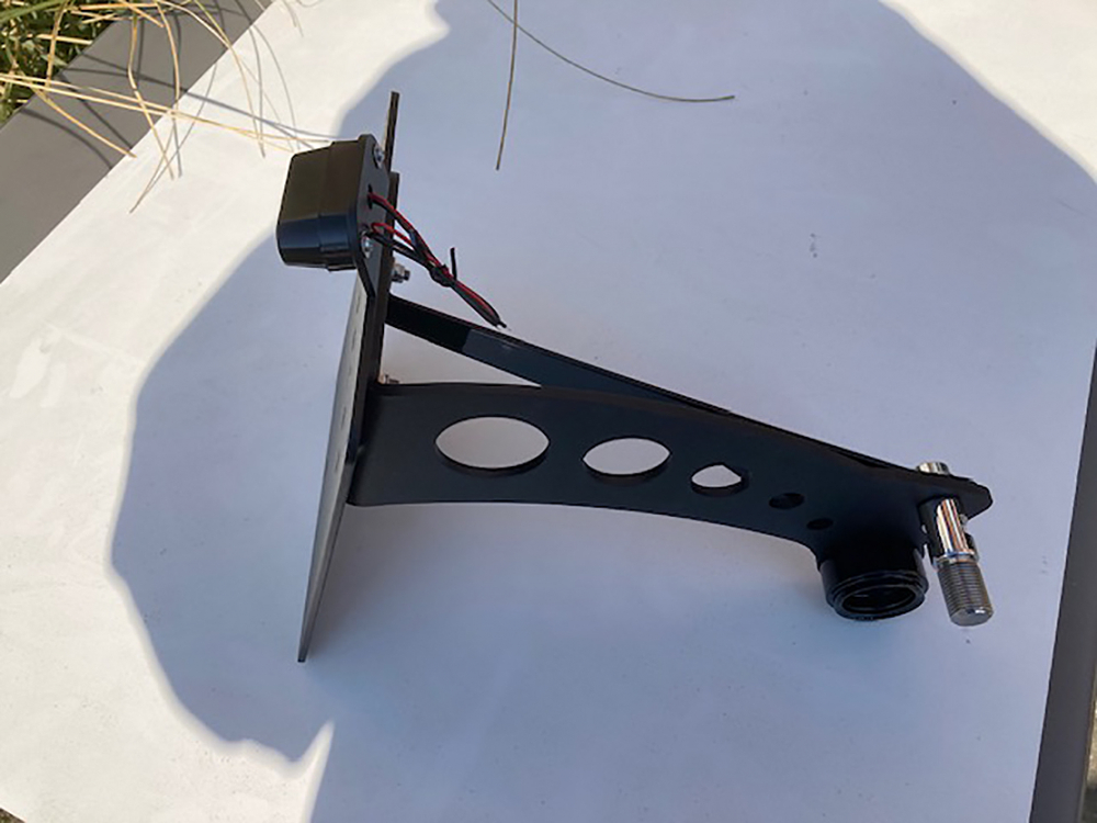 BULL Sale: seitl. BR - Kennzeichenhalter - Bull - 5mm - schwarz / Suzuki VL / C / 800 Intruder / Kompl. Set / TÜV