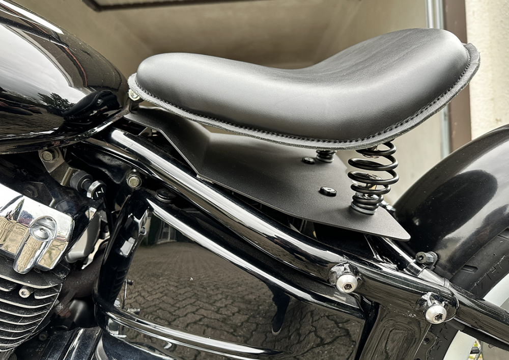 Neu + exklusiv:  BR Schwingsattel - Rahmenplatte / Yamaha XVS 650 / Steel - schwarz