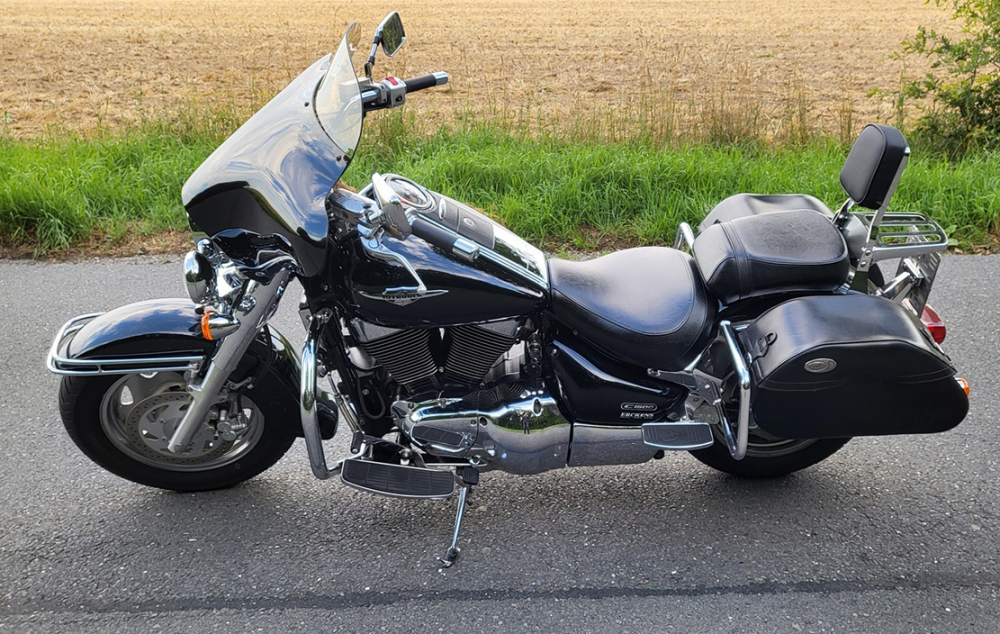 Neu: BATWING - Windshield  - Frontverkleidung / Suzuki VL / C 1500  Intruder / AL / WVAL / ABE