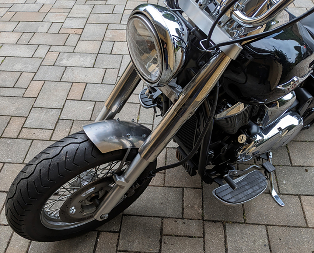 BR Frontfender univers. + Kawasaki VN 900 Classic - "Steel raw" Roadkiller "fat shorty" kurz / mit Halterung