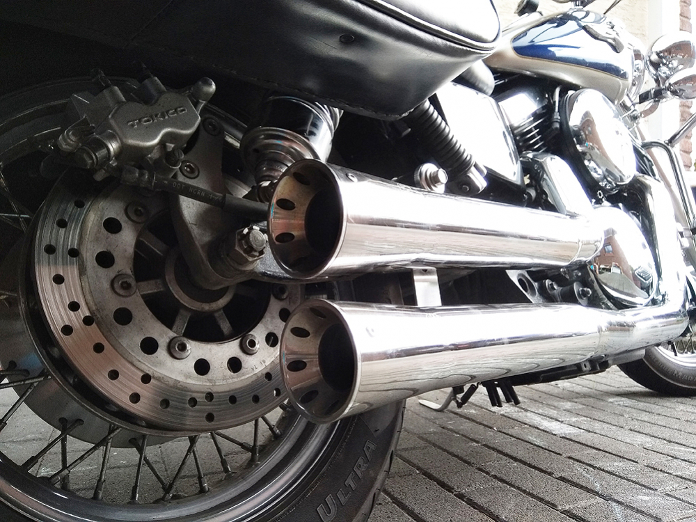 SUPER SALE: Falcon Double Groove - Komplettanlg. / SUZUKI VZ 1600 Marauder / ohne KAT / silber / EG-BE