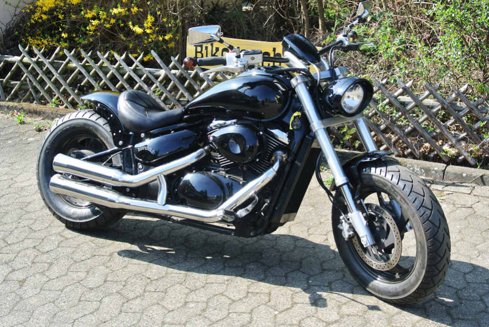 Aussteller: Falcon Double Groove / Suzuki M 800 Intruder / bis 2005 / Komplettanlg. / ohne KAT / poliert / EG-BE