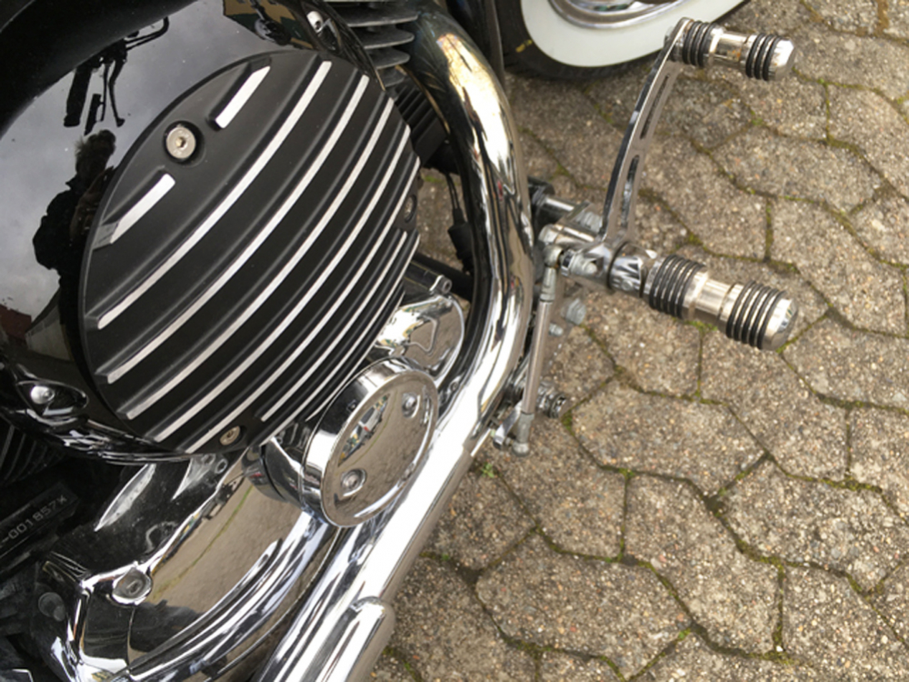 Sale: FALCON vorverlg. Fußrasten / 7 cm / Yamaha XVS 650 Custom + Classic / Tüv