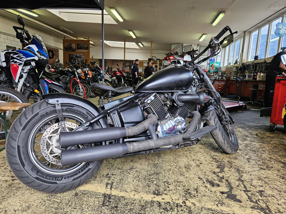 nur bei uns: Miller - KBS - Komplettanlage / schwarz matt /// Suzuki VL 1500 Intruder / bis 2006 / EG-BE