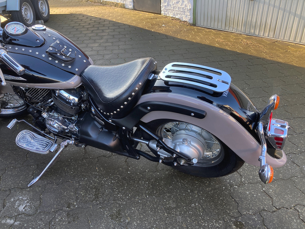Nur bei uns: HH Gepäckträger Solo Rack - Billet - schwarz glänzend - Yamaha XVS 650 Classic