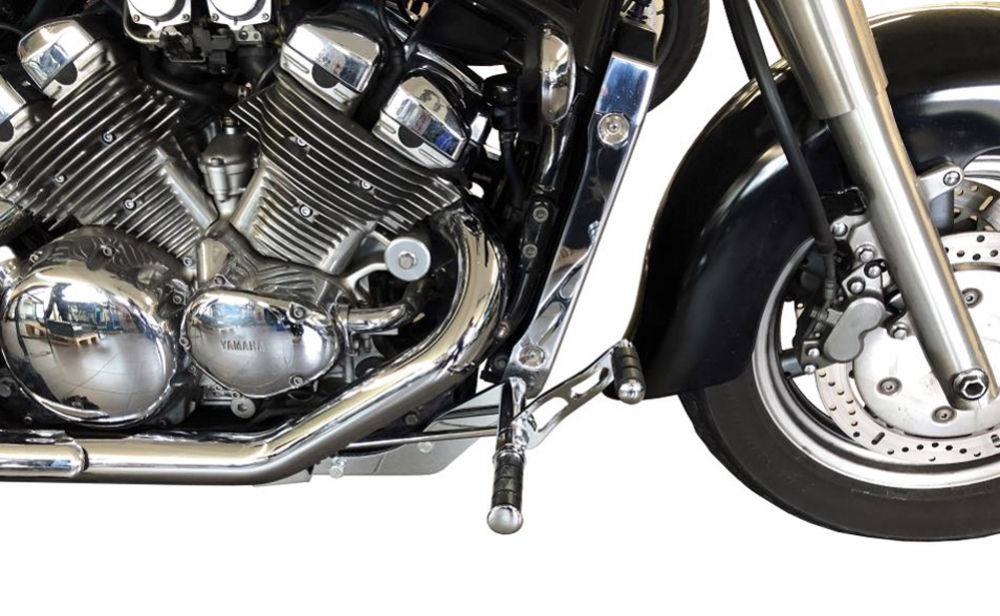 vorverl. Fußrasten / YAMAHA XVZ 1300 Royal Star / Ness Style gefräst / 15 cm / chrom /  ABE