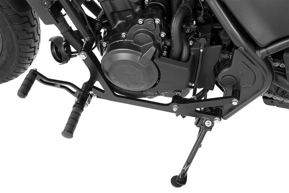 MB vorverl. Fußrasten / Ness Style gefräst / 23 cm / schwarz matt / Honda CMX 500 Rebel PC 56 ABE