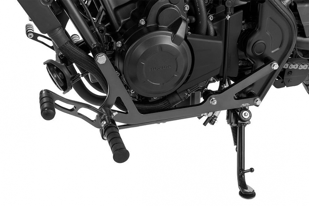 MB vorverl. Fußrasten / Ness Style gefräst / 23 cm / schwarz glanz / Honda CMX 500 Rebel PC 56 / ABE
