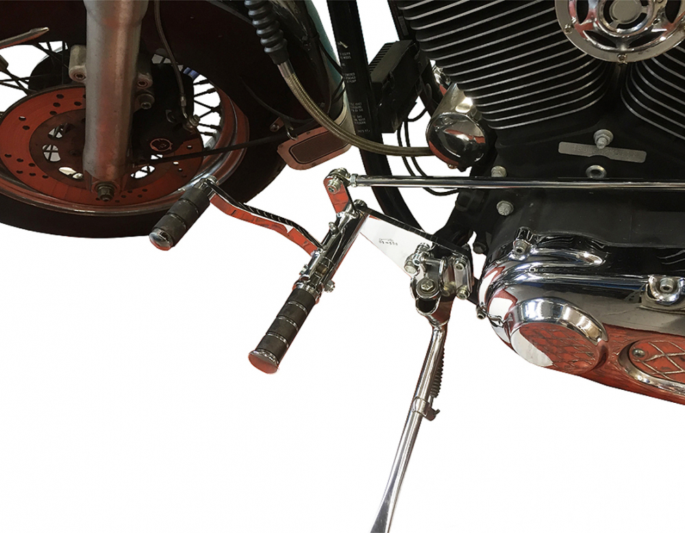 MB Fußrastenanlage / 12 cm / chrom / Sundance Look / gefräste Hebel  / HD SOFTAIL - FX - MOD / TÜV